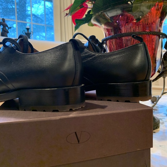 Valentino Derby black shoes, 7.5 US - Picture 9 of 12